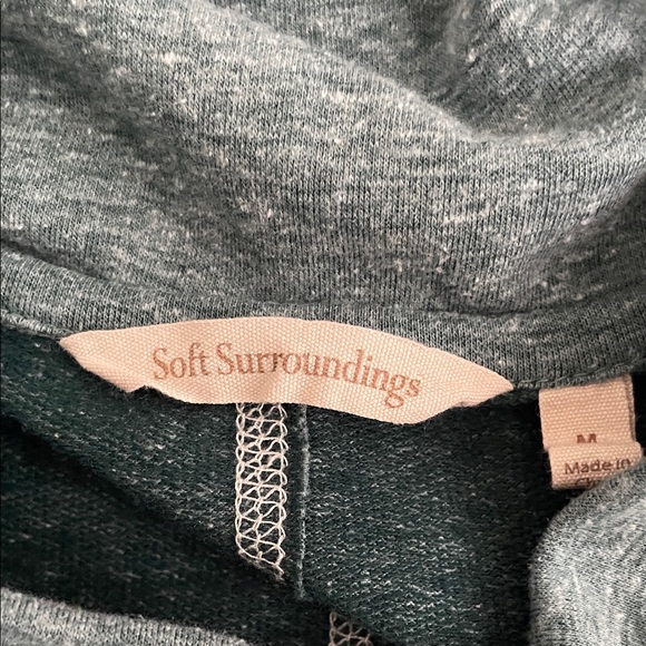 Green Cowl Neck Tunic Sweater with Button Detail - Picture 2 of 4